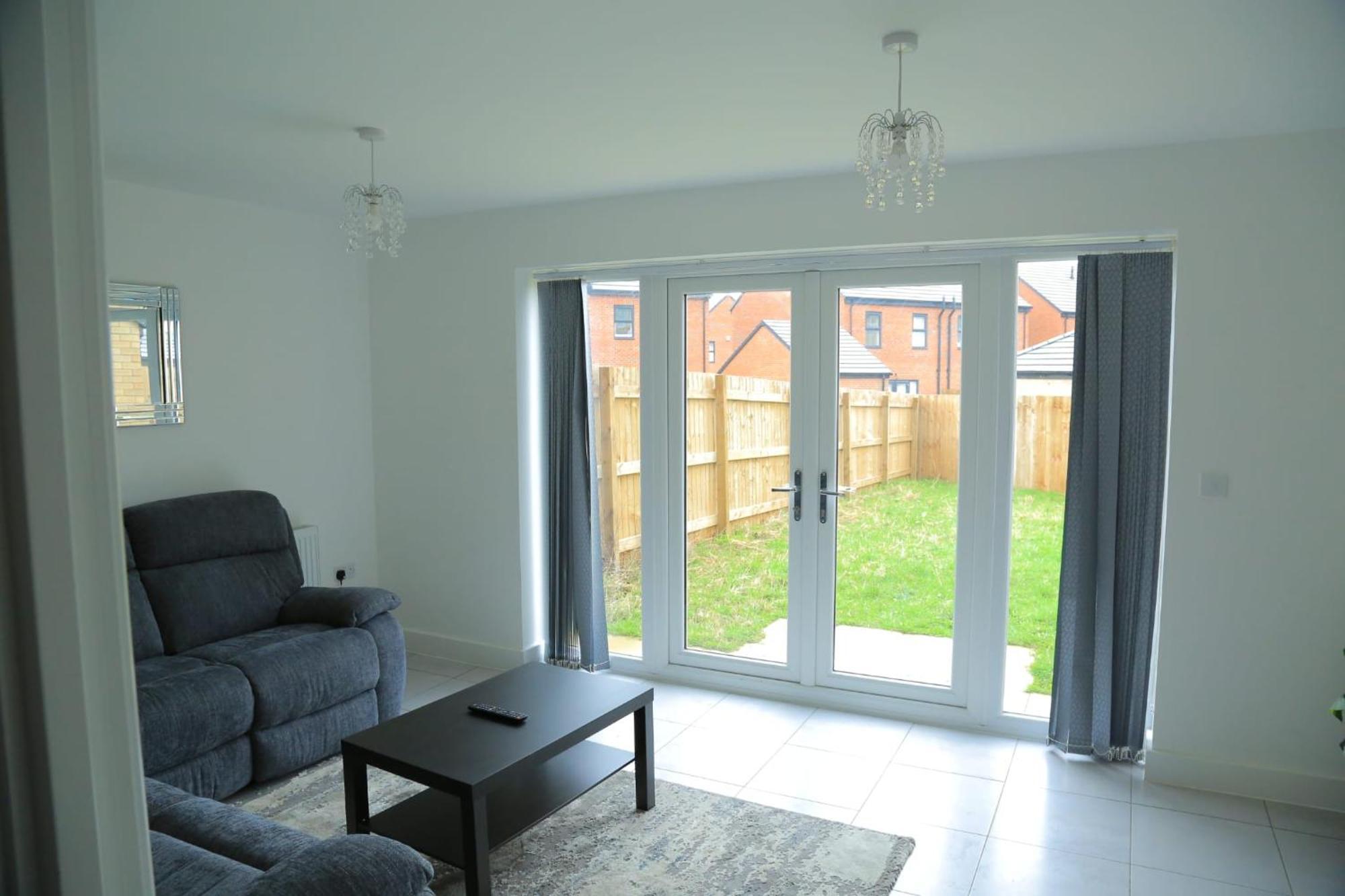 Beautiful New Family Home Leeds  Esterno foto